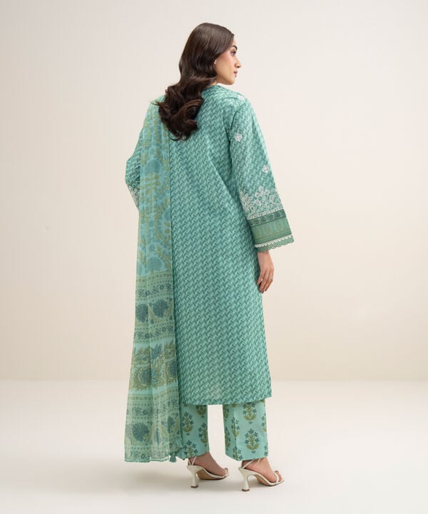 3 Piece - Embroidered Lawn Suit