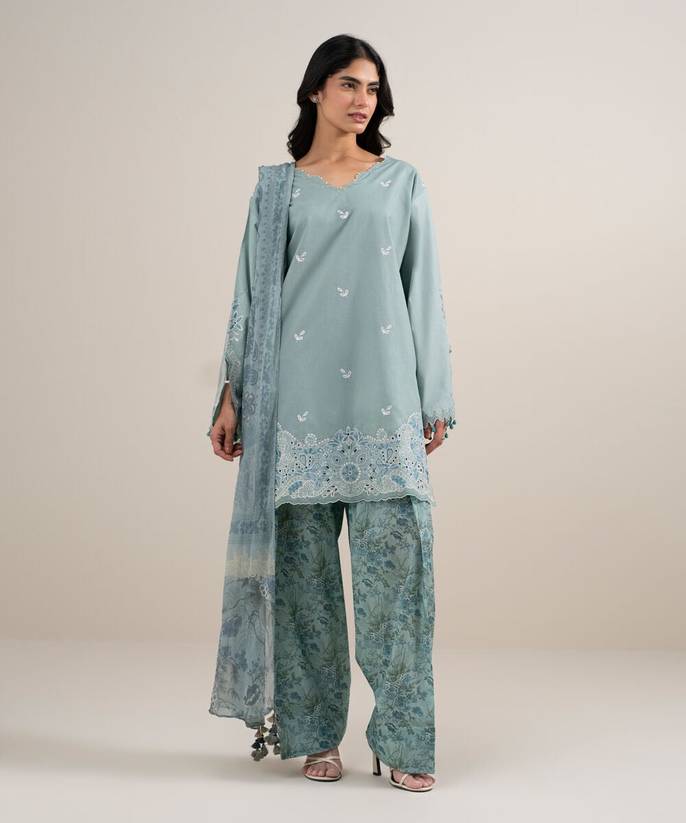 3 Piece - Embroidered Lawn Suit