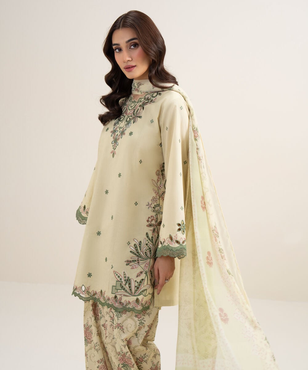 3 Piece - Embroidered Lawn Suit