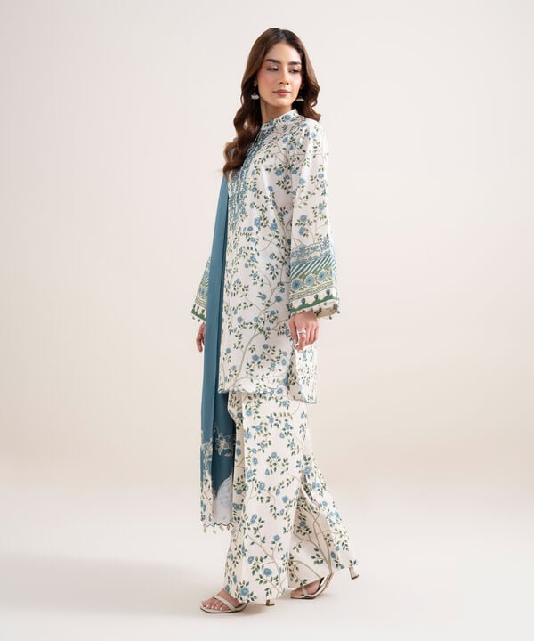 3 Piece - Embroidered Lawn Suit