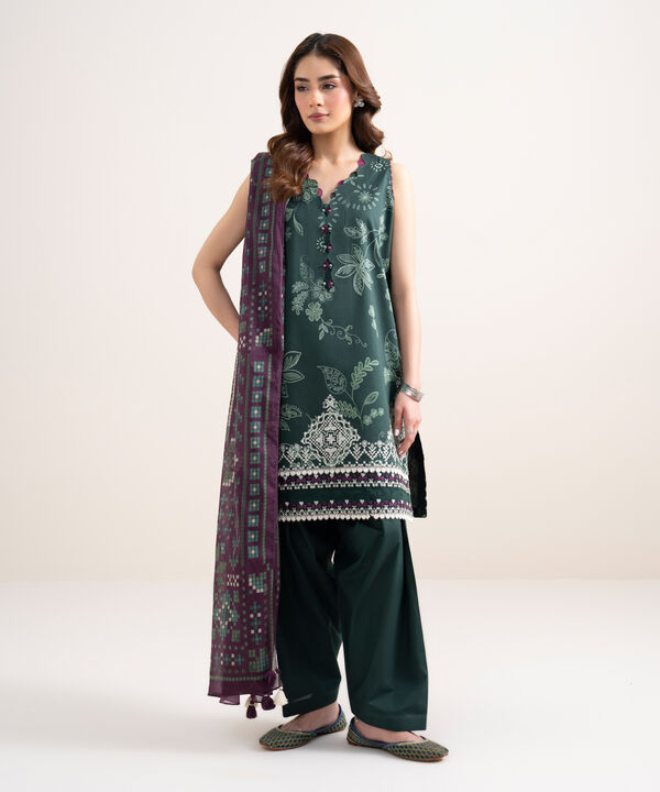 3 Piece - Embroidered Lawn Suit