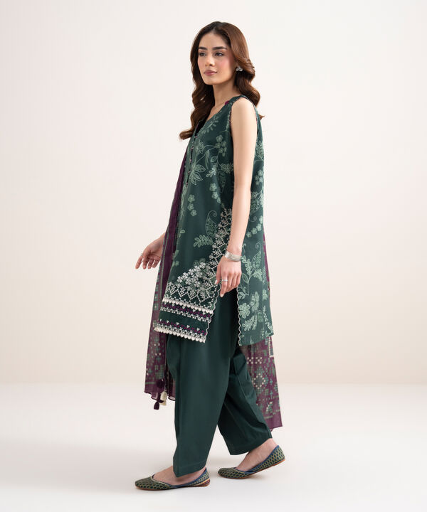 3 Piece - Embroidered Lawn Suit