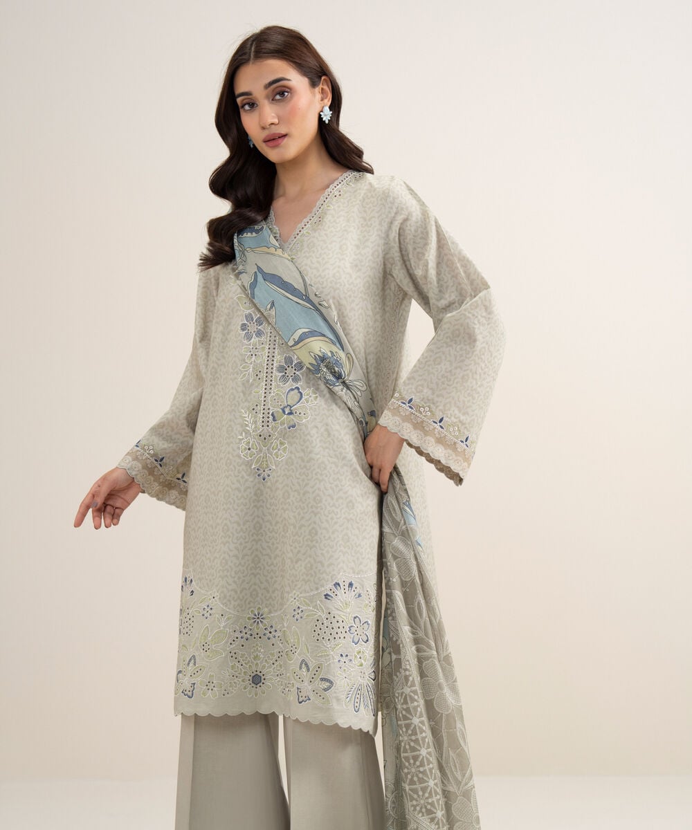 3 Piece - Embroidered Lawn Suit