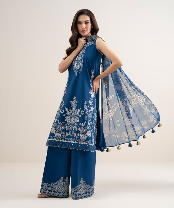 3 Piece - Embroidered Lawn Suit