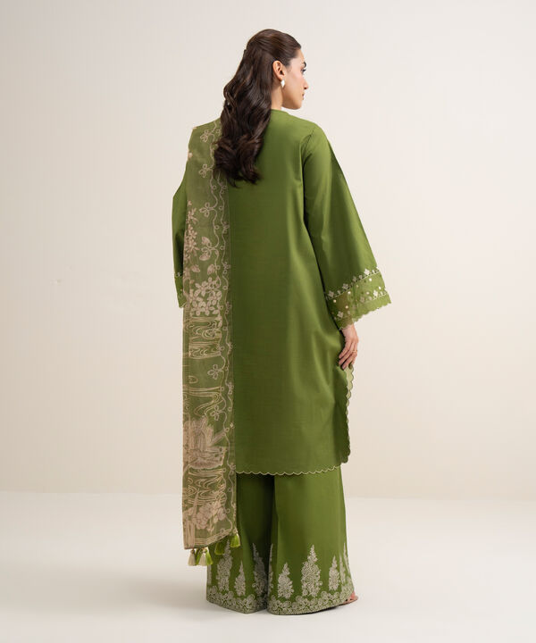 3 Piece - Embroidered Lawn Suit