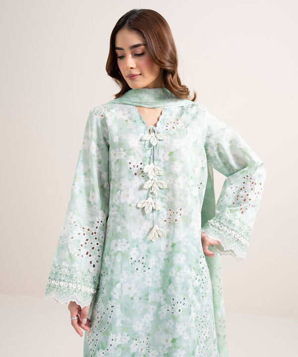 3 Piece - Embroidered Lawn Suit