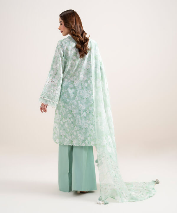 3 Piece - Embroidered Lawn Suit