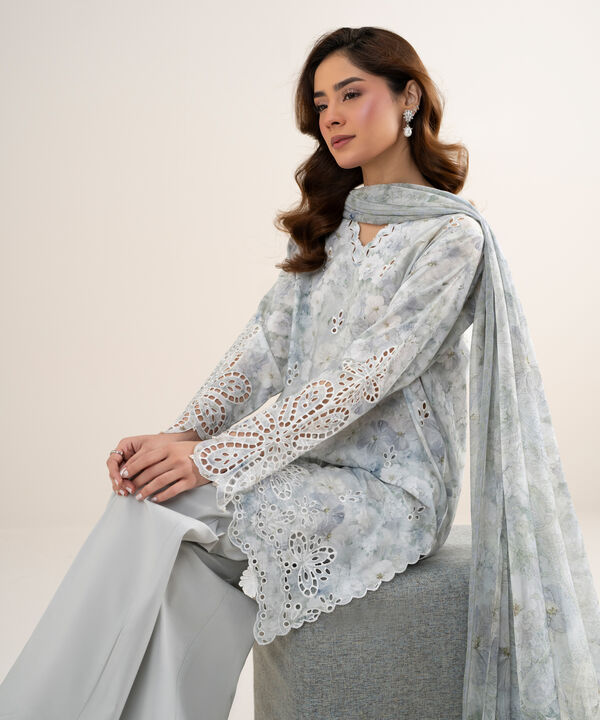 3 Piece - Embroidered Lawn Suit