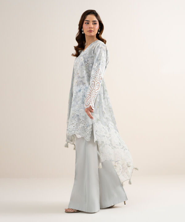 3 Piece - Embroidered Lawn Suit