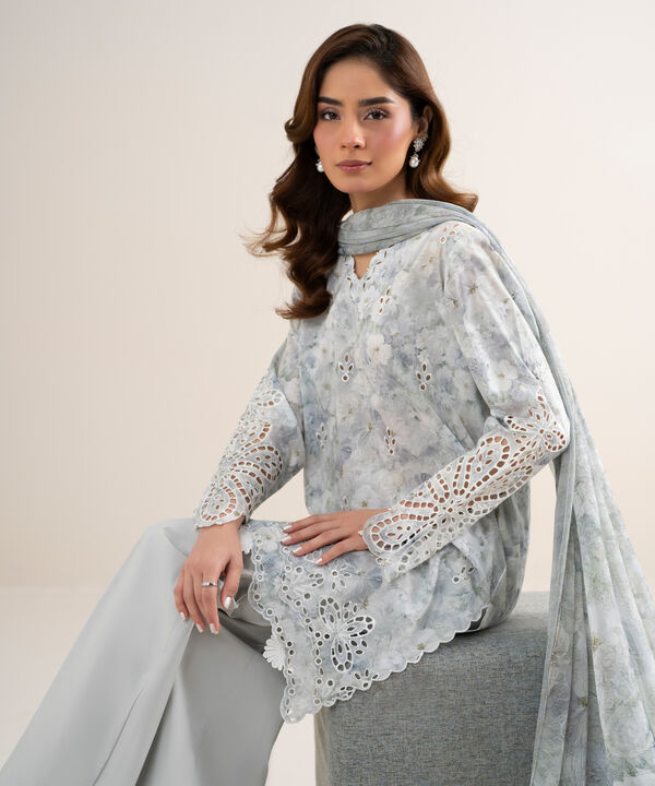 3 Piece - Embroidered Lawn Suit