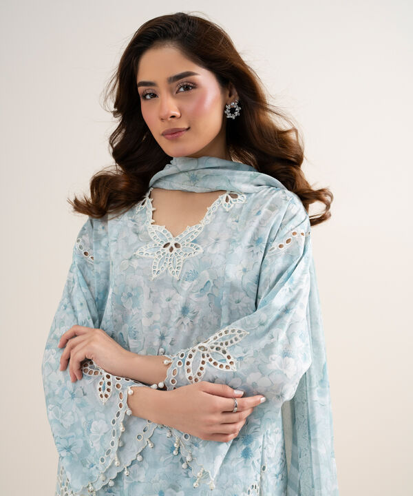 3 Piece - Embroidered Lawn Suit