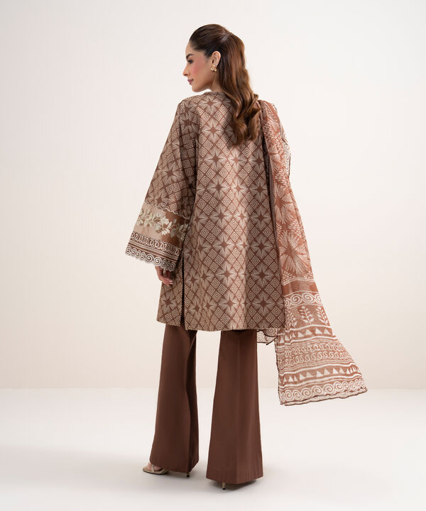 3 Piece - Embroidered Lawn Suit