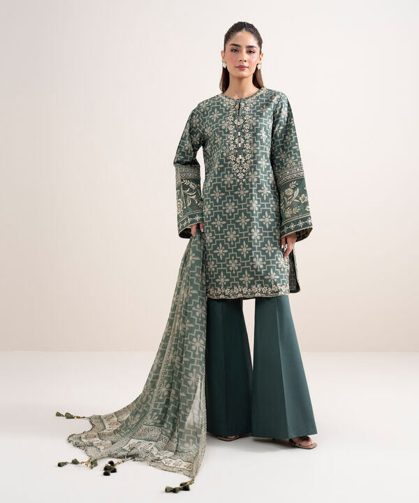 3 Piece - Embroidered Lawn Suit