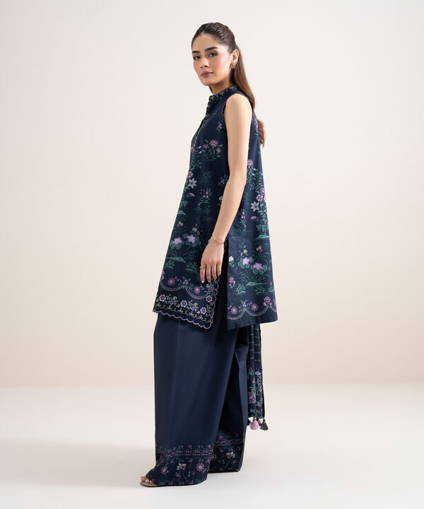 3 Piece - Embroidered Lawn Suit