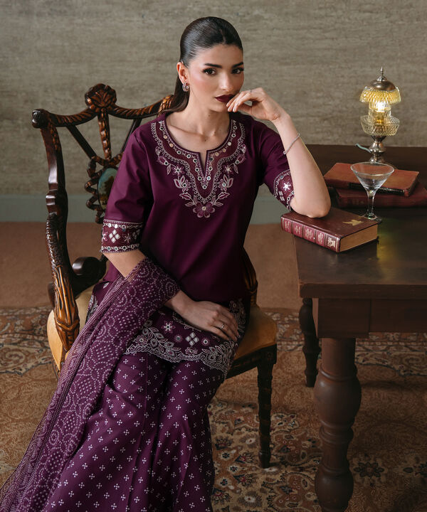 3 Piece - Embroidered Lawn Suit