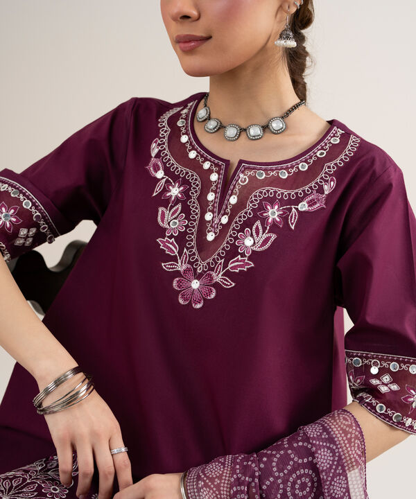 3 Piece - Embroidered Lawn Suit