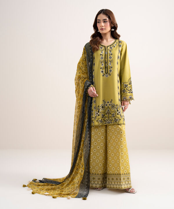 3 Piece - Embroidered Lawn Suit