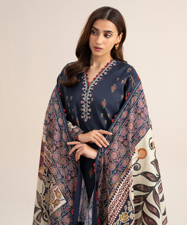 3 Piece - Embroidered Lawn Suit