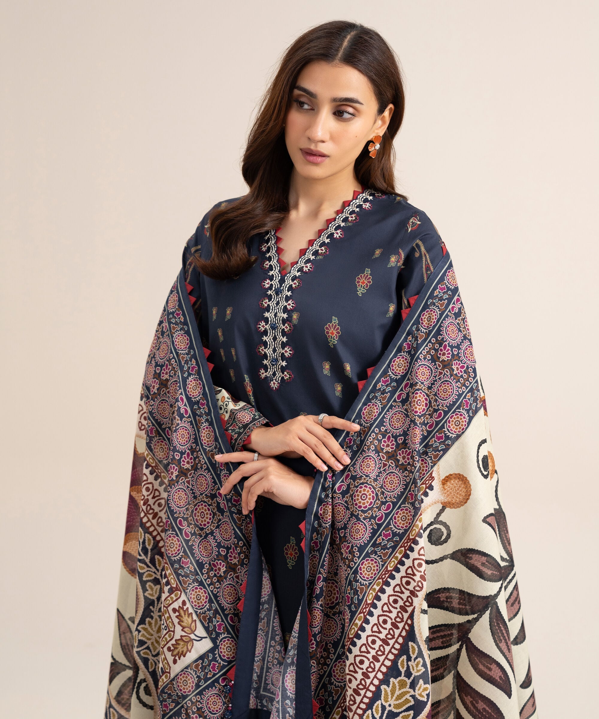 3 Piece - Embroidered Lawn Suit 3PESGS26V717