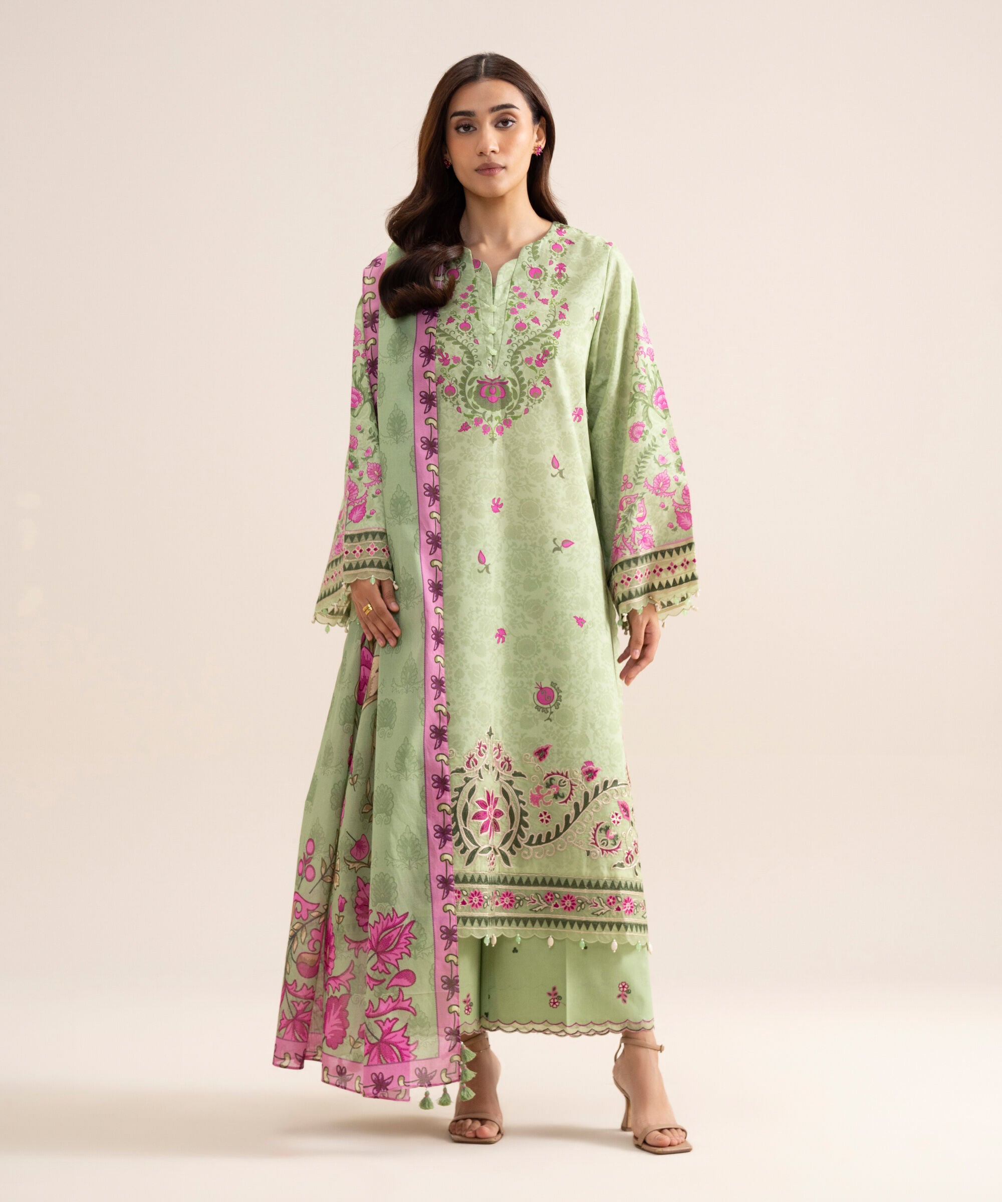 3 Piece - Embroidered Lawn Suit 3PESGS26V719