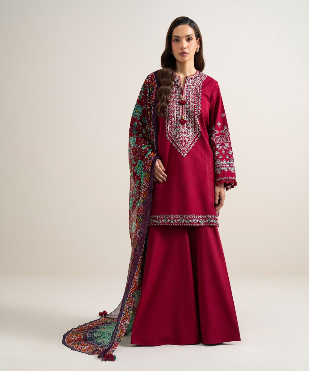 3 Piece - Embroidered Lawn Suit 3PESGS26V741