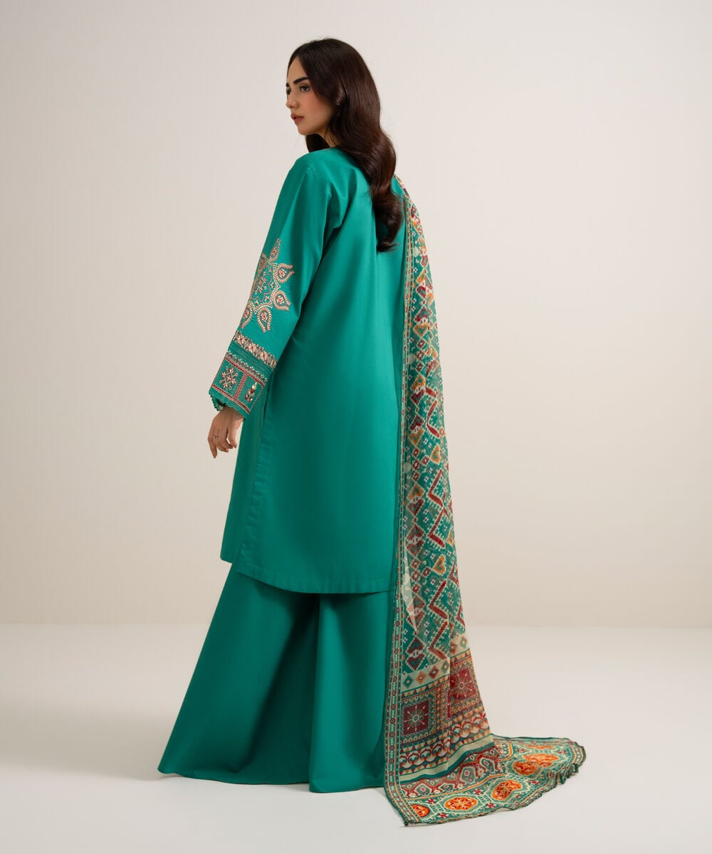 3 Piece - Embroidered Lawn Suit 3PESGS26V742