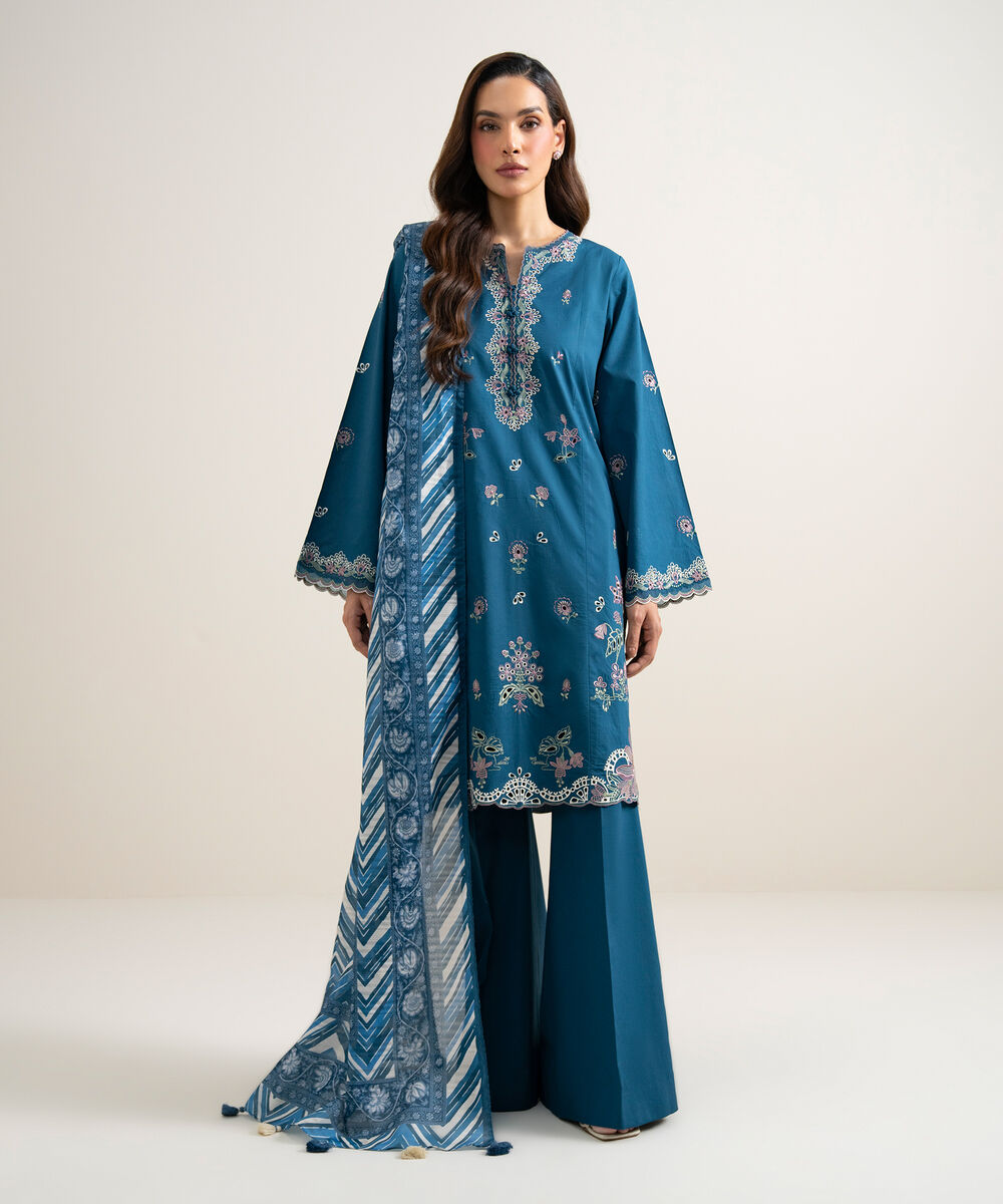 3 Piece - Embroidered Lawn Suit 3PESGS26V745