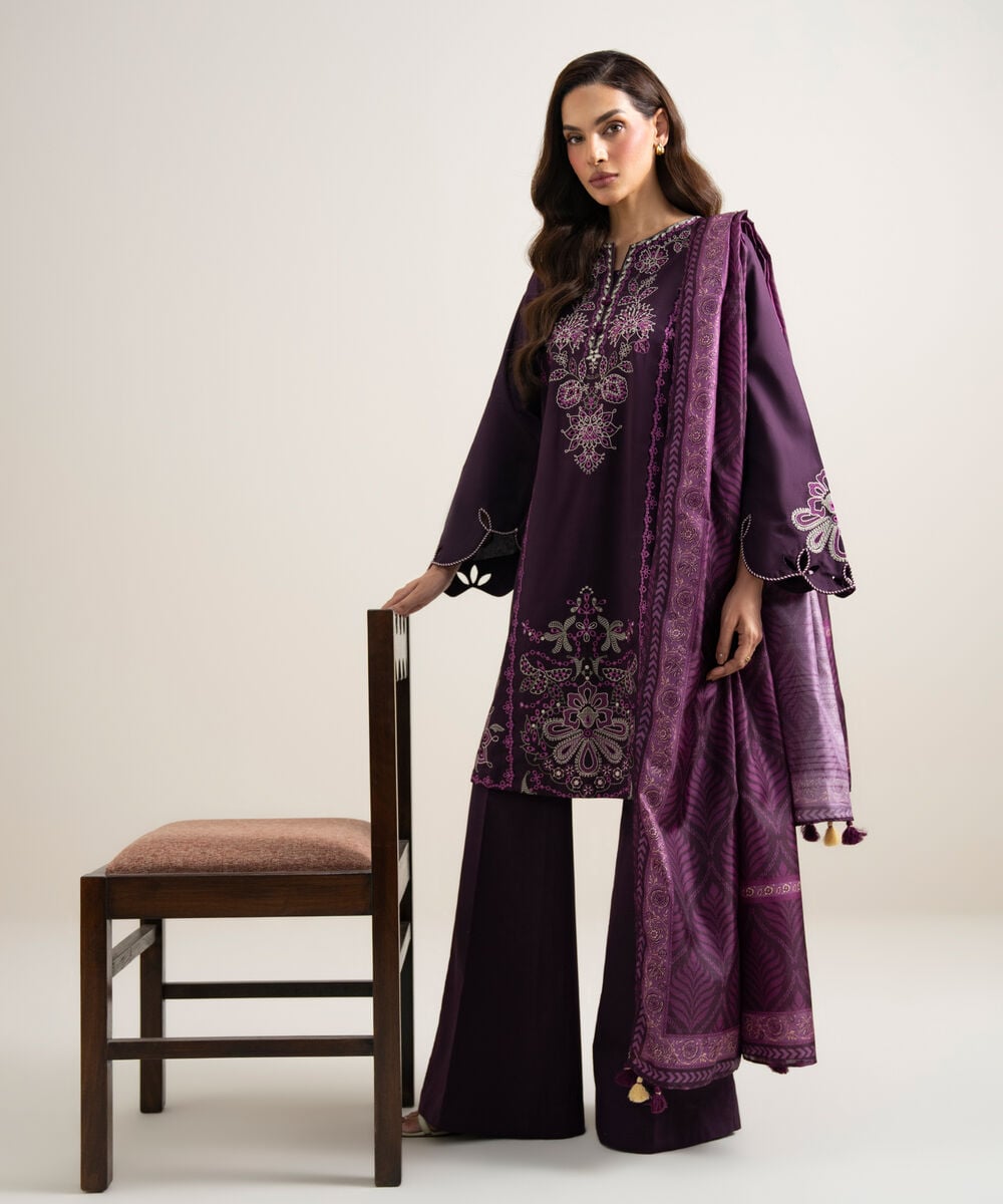 3 Piece - Embroidered Lawn Suit 3PESGS26V747