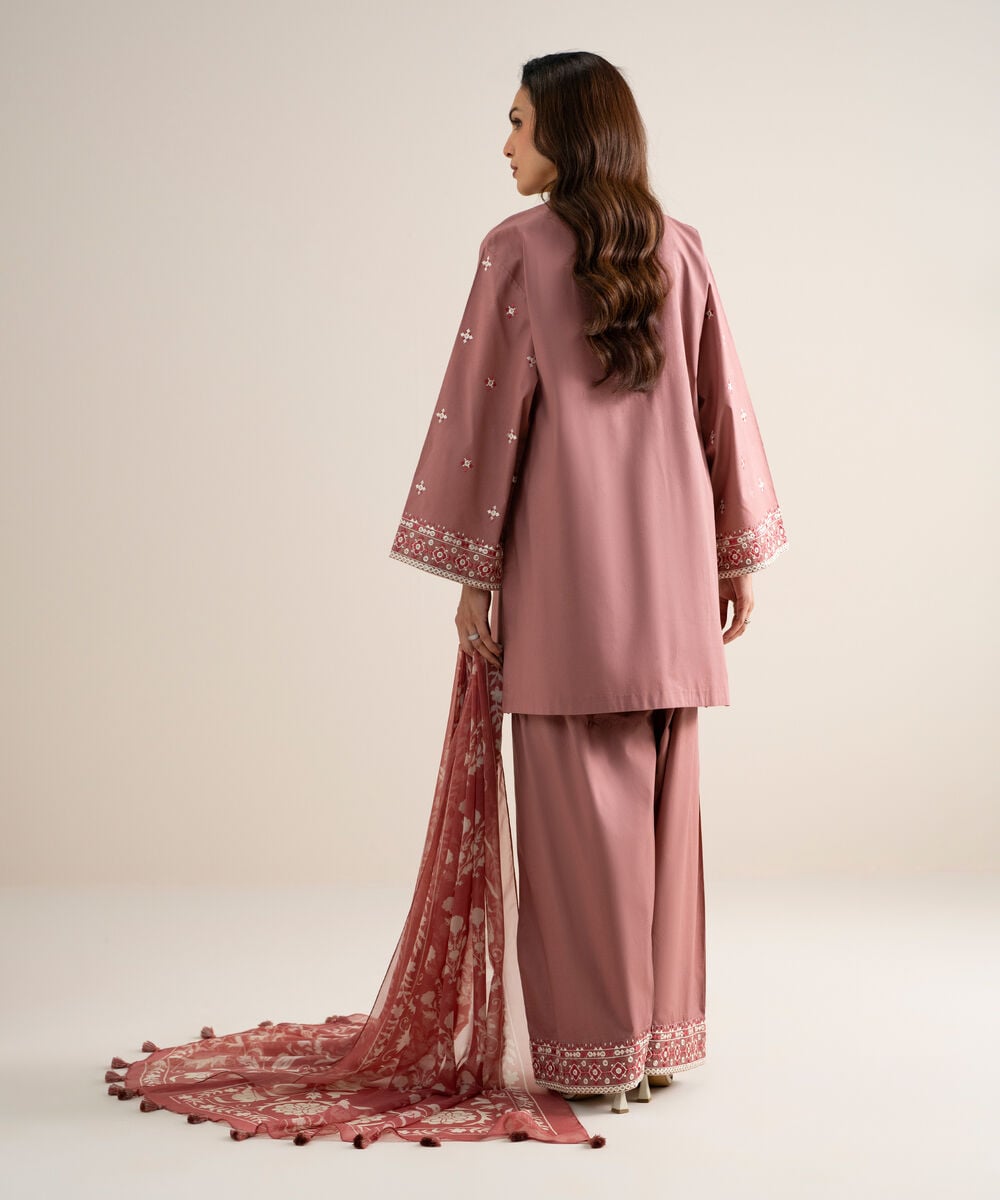 3 Piece - Embroidered Lawn Suit 3PESGS26V752