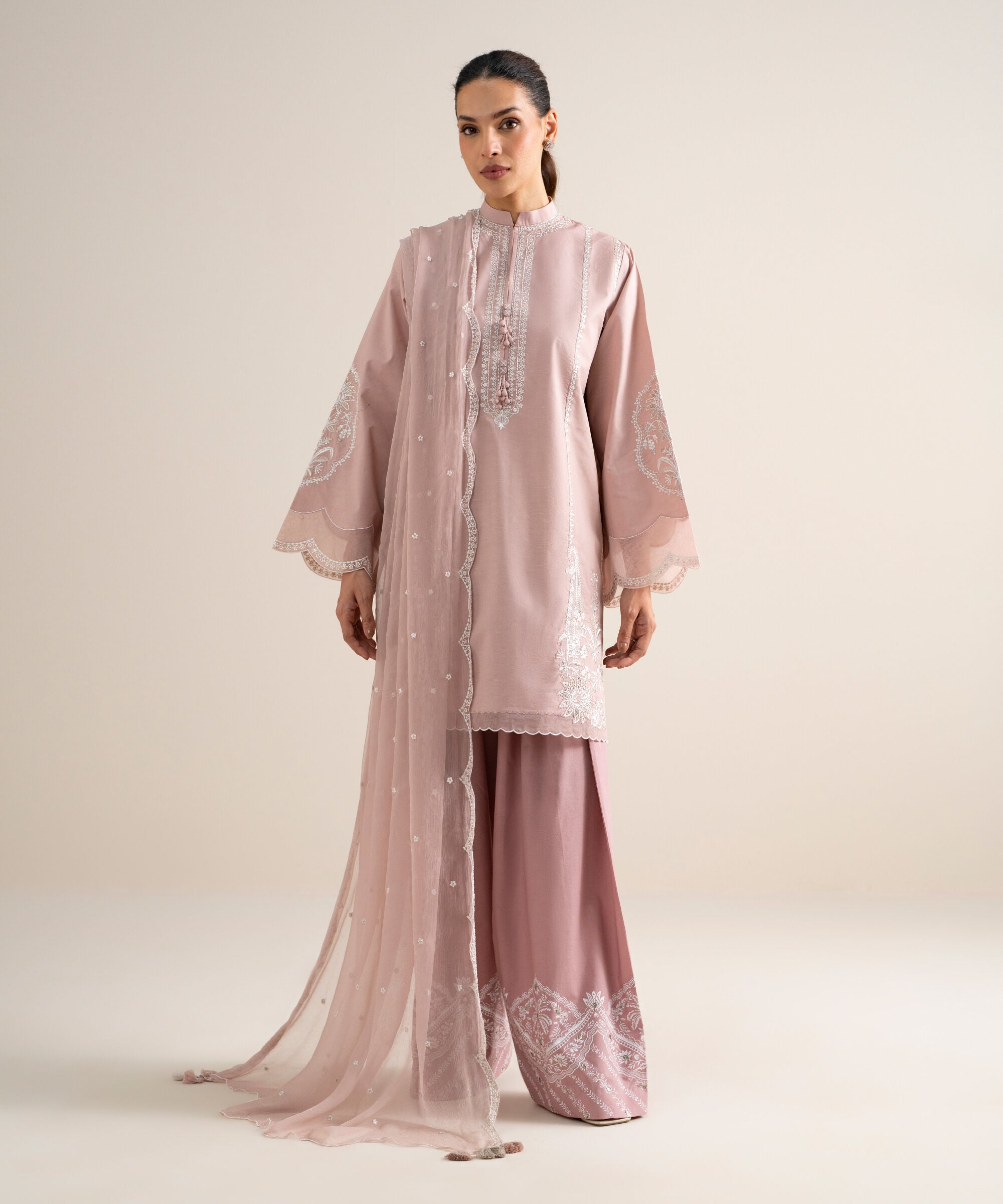 3 Piece - Embroidered Lawn Suit 3PESGS26V756