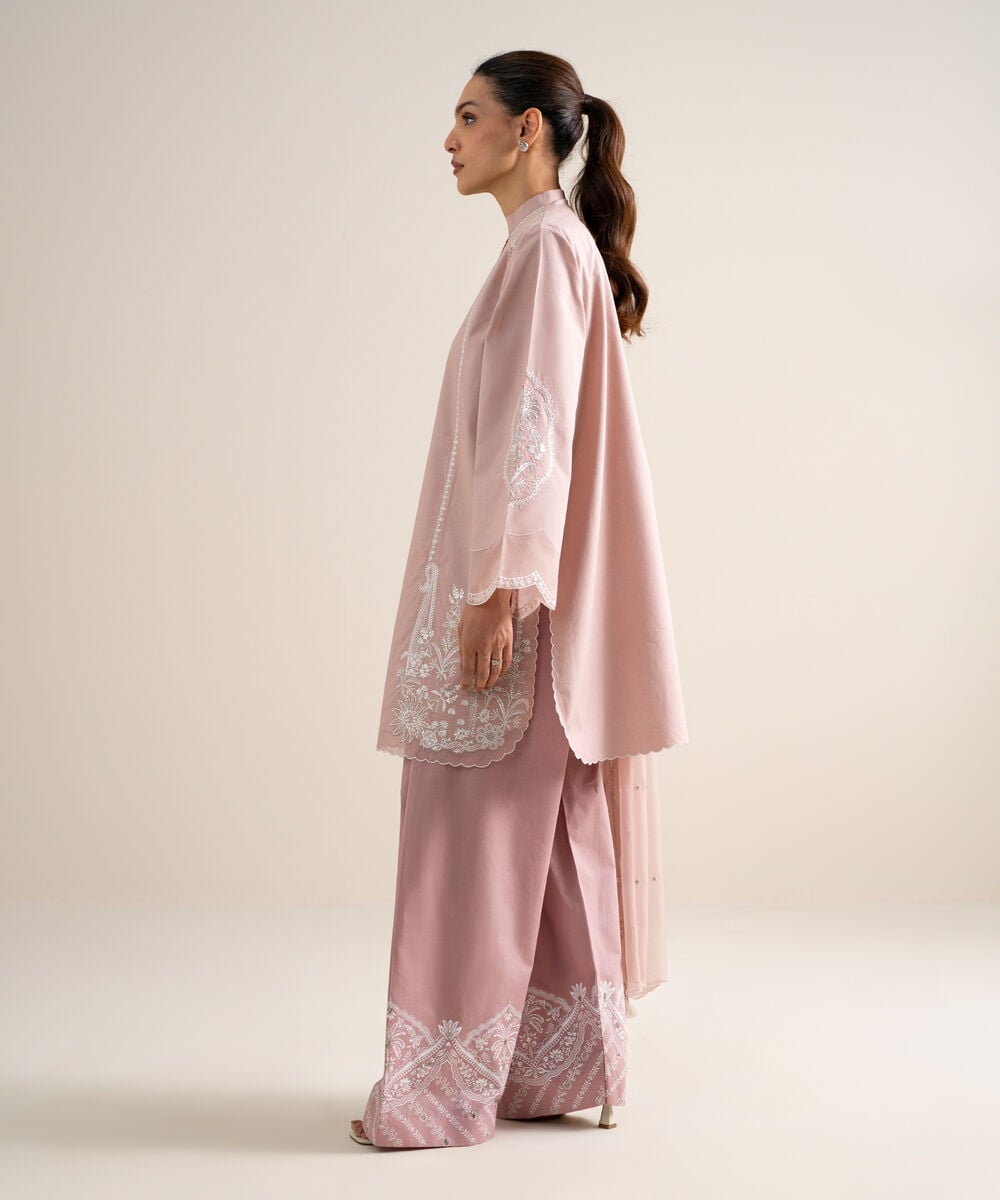 3 Piece - Embroidered Lawn Suit 3PESGS26V756