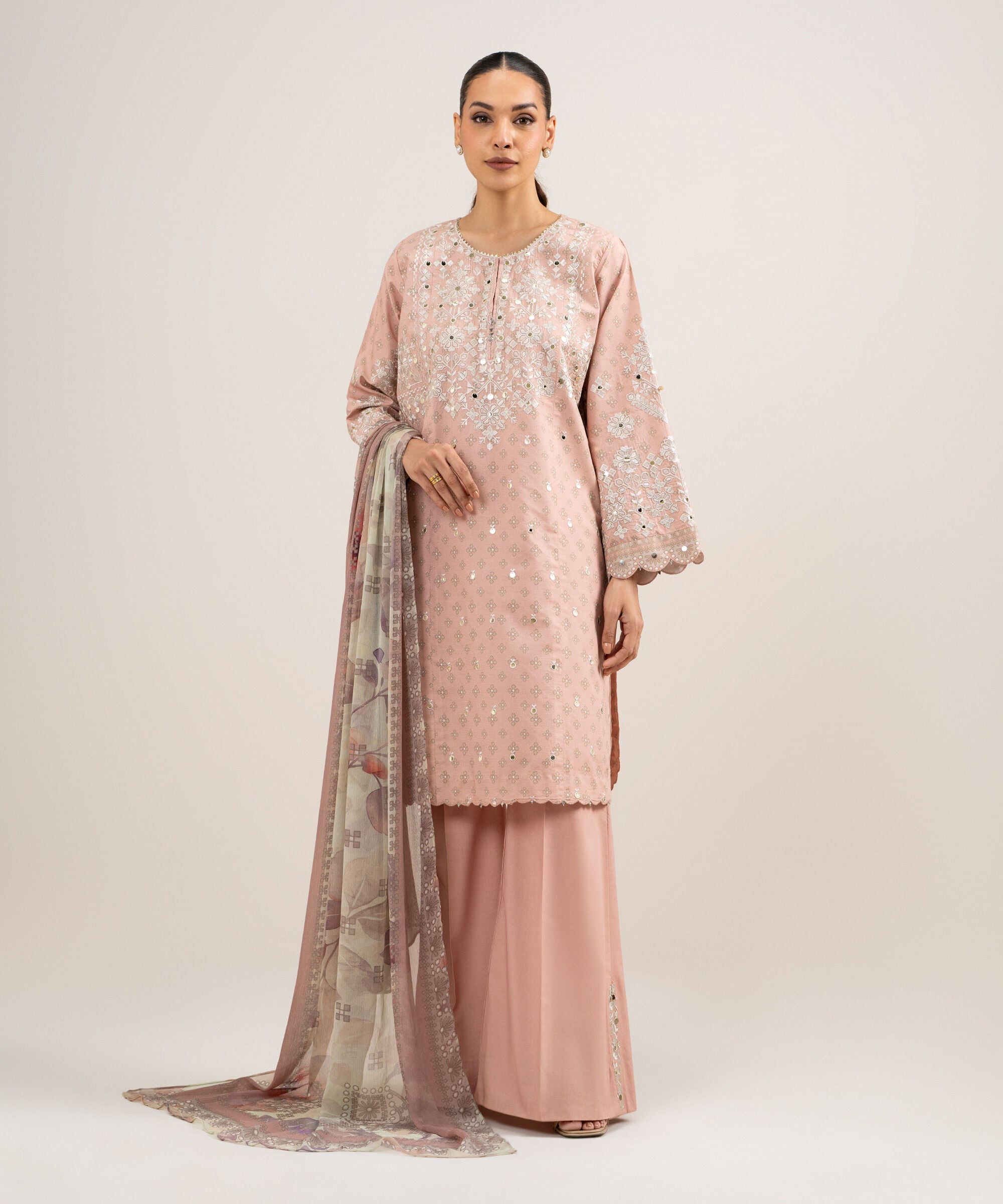 3 Piece - Embroidered Zari Lawn Suit 3PESGS26V758