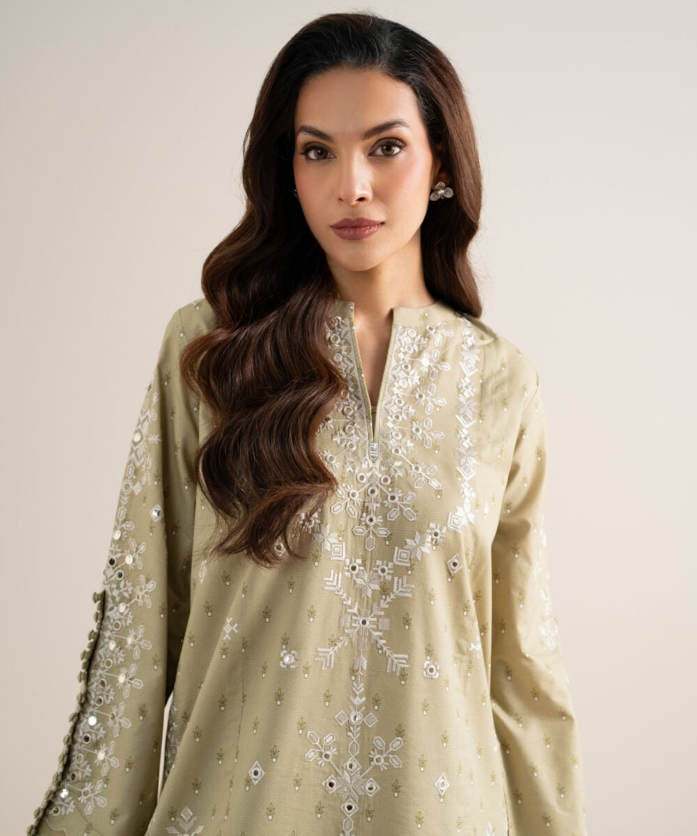 3 Piece - Embroidered Zari Lawn Suit 3PESGS26V759