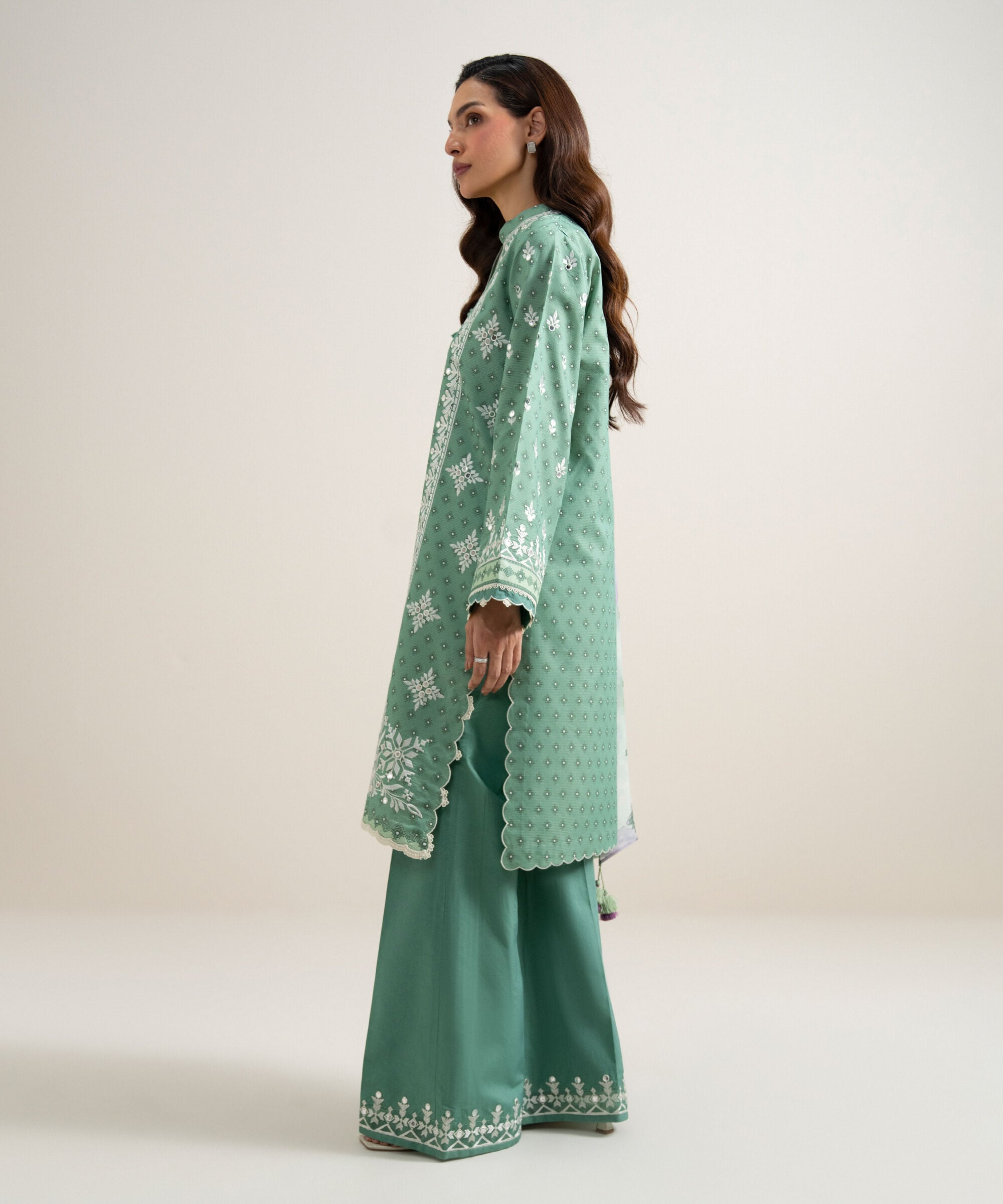3 Piece - Embroidered Zari Lawn Suit 3PESGS26V760