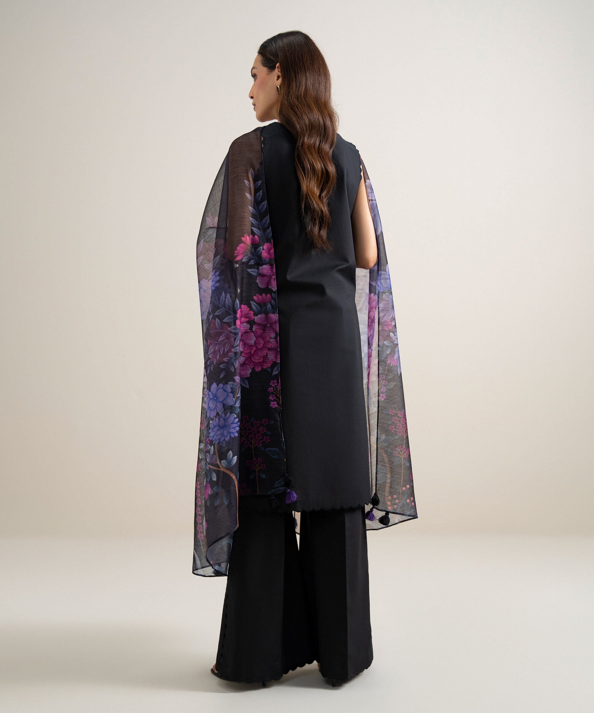 3 Piece - Embroidered Lawn Suit 3PESGS26V761