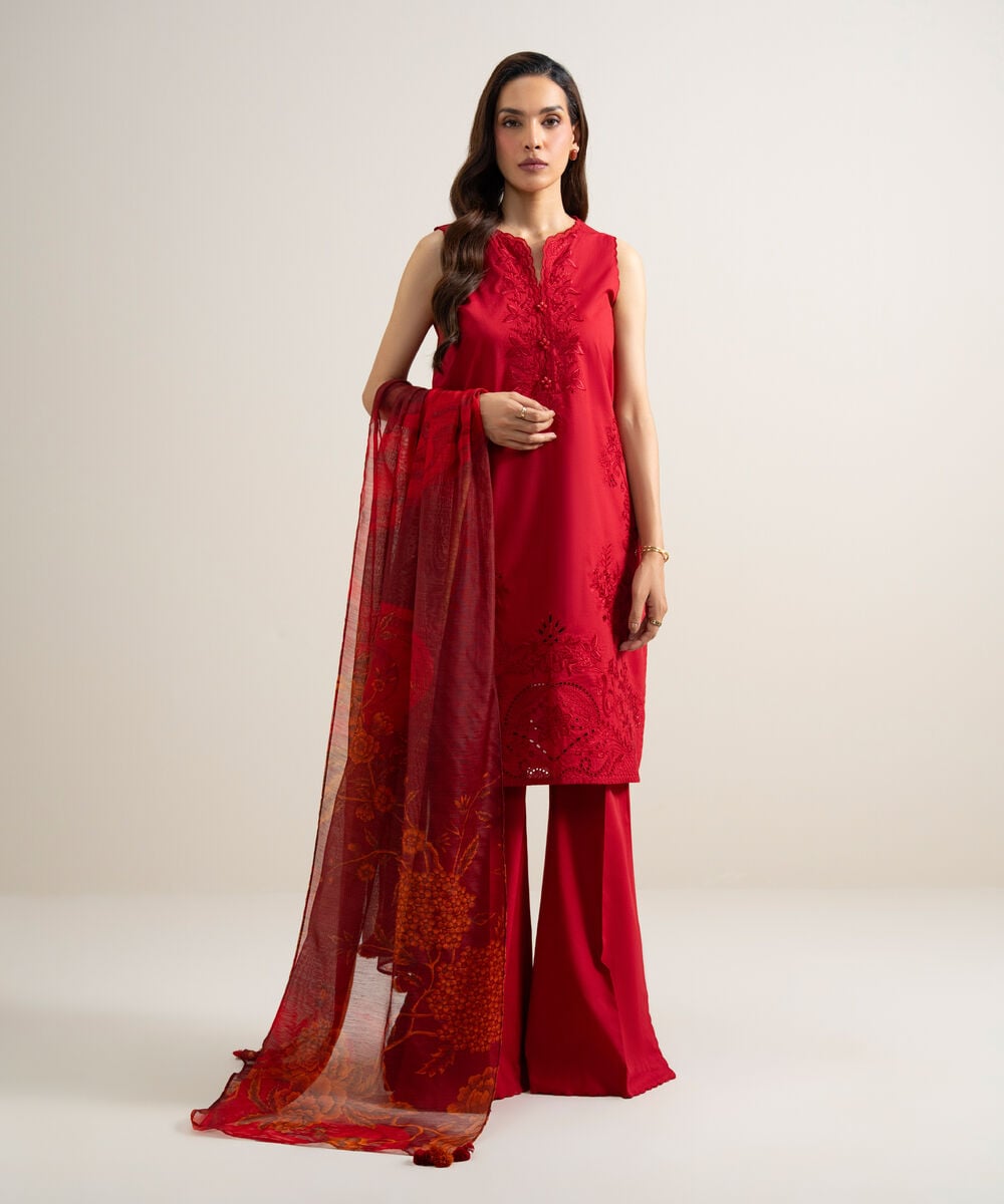 3 Piece - Embroidered Lawn Suit 3PESGS26V762