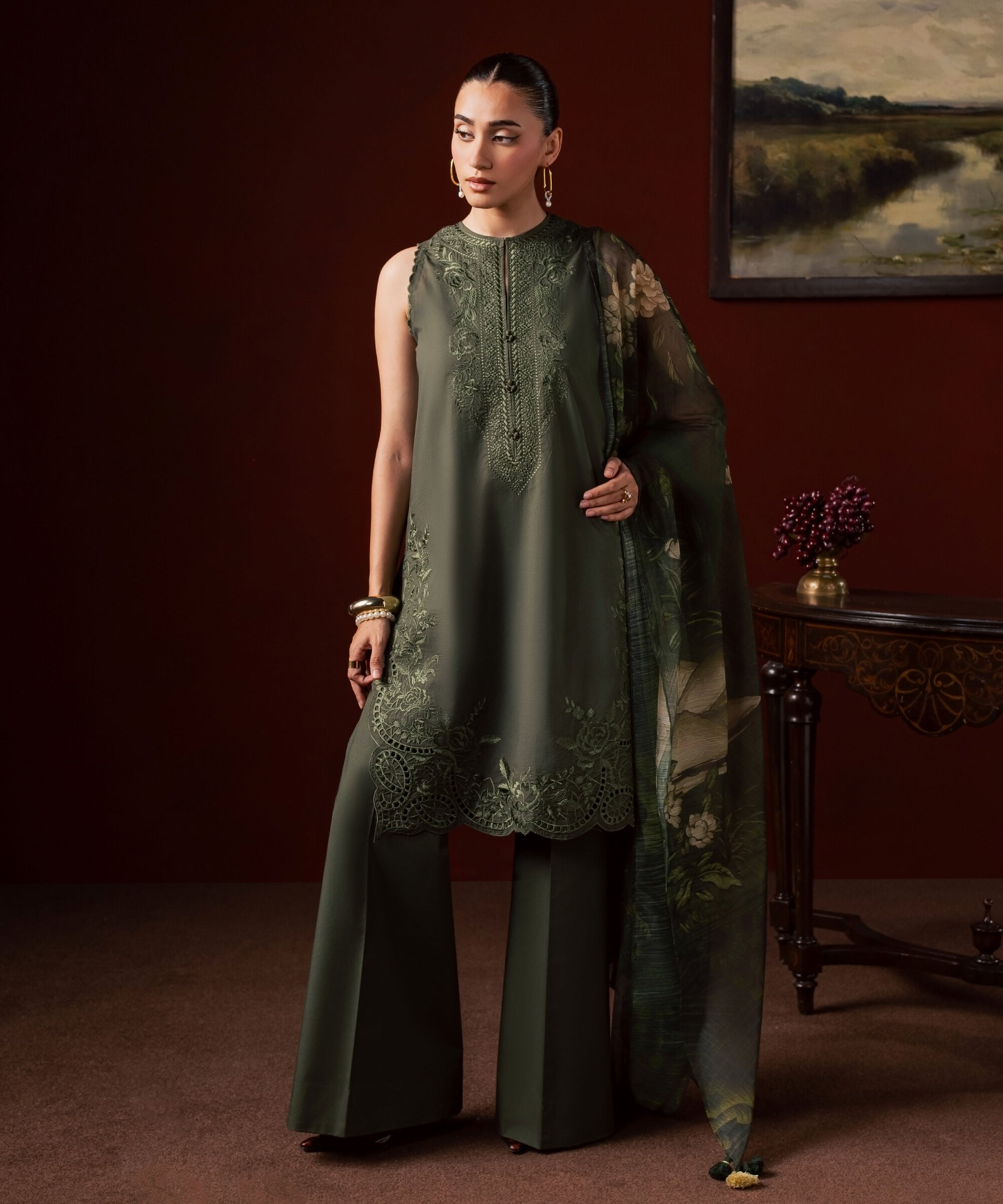 3 Piece - Embroidered Lawn Suit 3PESGS26V764