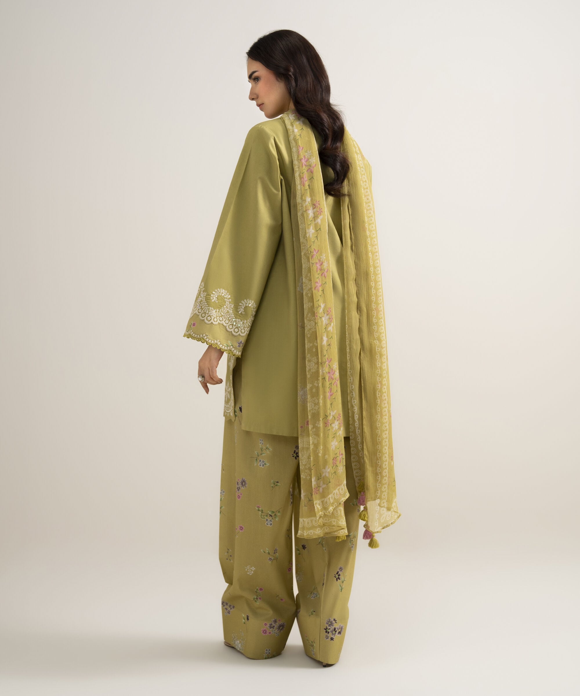 3 Piece - Embroidered Lawn Suit 3PESGS26V765