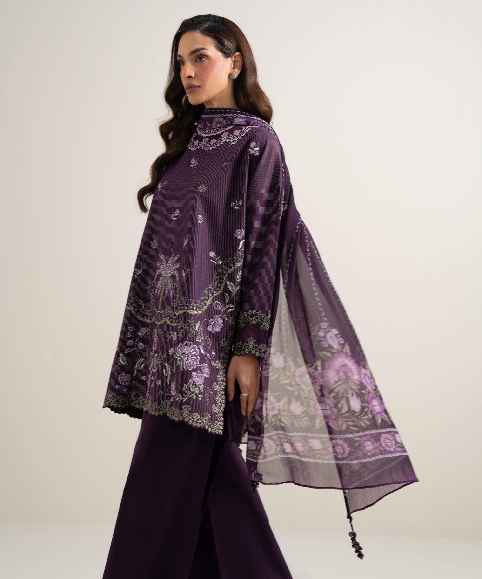 3 Piece - Embroidered Zari Lawn Suit 3PESGS26V772