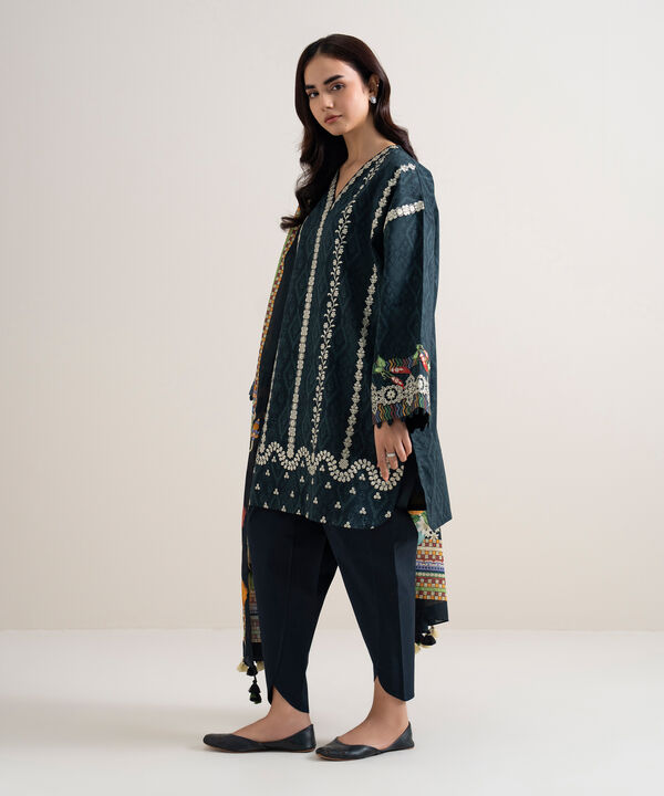 3 Piece - Embroidered Lawn Suit