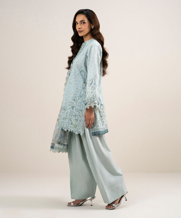 3 Piece - Embroidered Lawn Suit