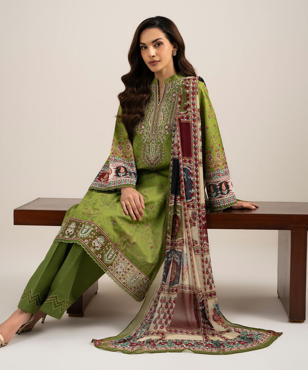 3 Piece - Embroidered Lawn Suit