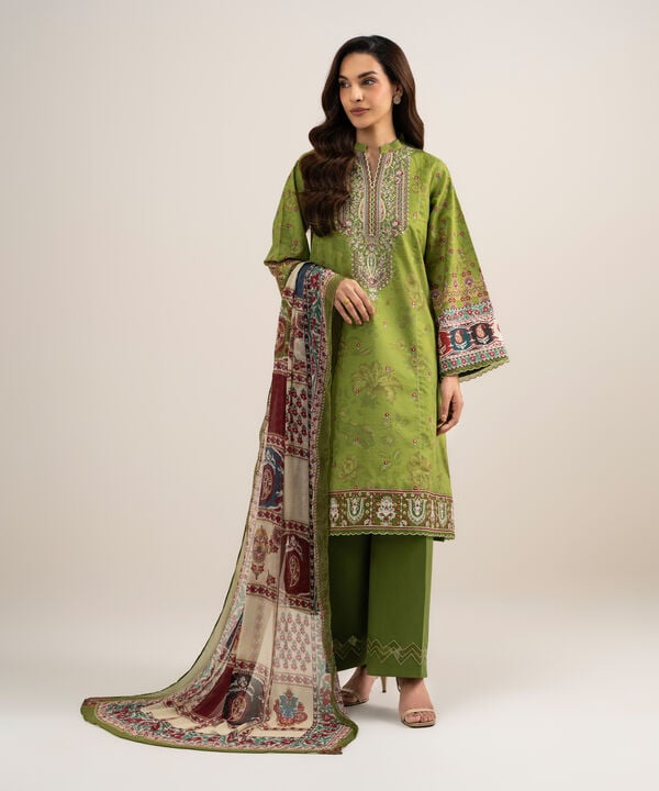 3 Piece - Embroidered Lawn Suit
