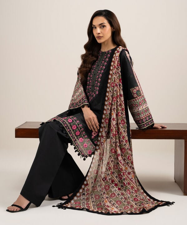 3 Piece - Embroidered Lawn Suit