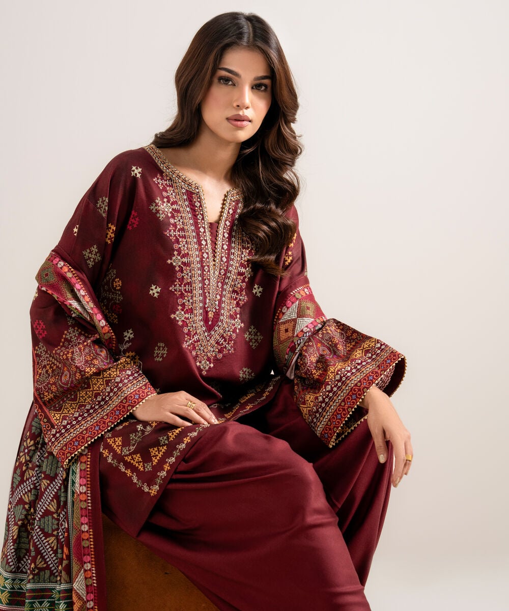 3 Piece - Embroidered Linen Suit 3PESGS26V834