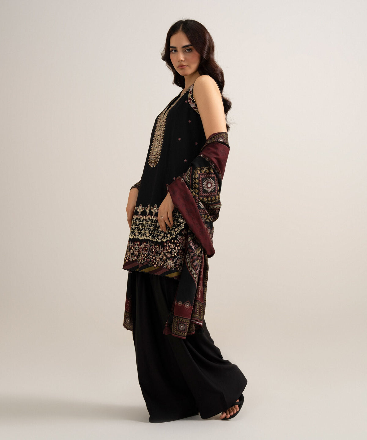 3 Piece - Embroidered Linen Suit 3PESGS26V837