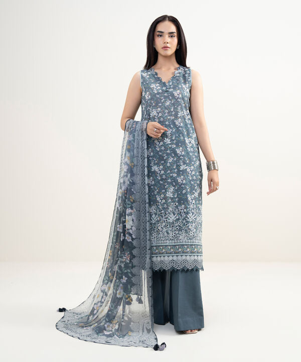 3 Piece - Embroidered Lawn Suit