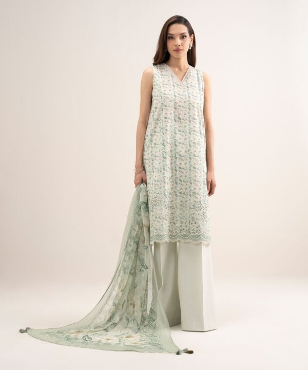 3 Piece - Embroidered Lawn Suit