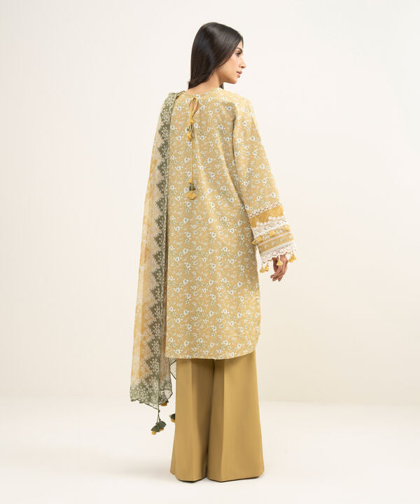 3 Piece - Embroidered Lawn Suit