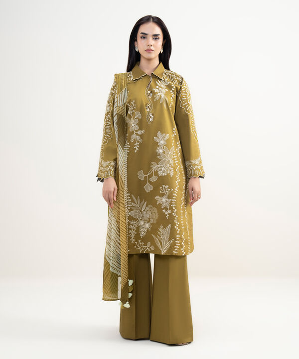 3 Piece - Embroidered Lawn Suit